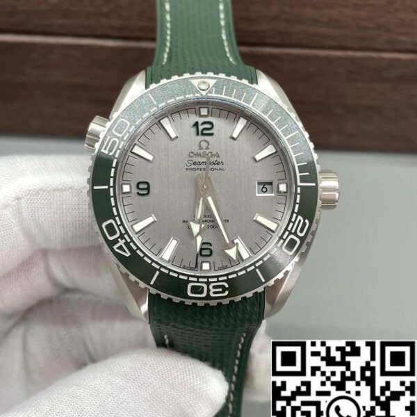 Omega Seamaster Planet Ocean 600M 215.32.44.21.06.001 VS Factory 1:1 Best Edition Green Rubber Strap