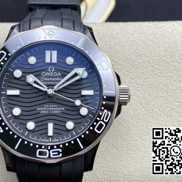 Omega Seamaster Diver 300M Real Ceramic Case VS Factory 1:1 Best Edition on Black Rubber Strap A8806 V2