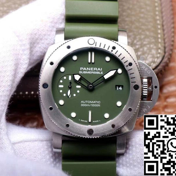 Panerai Submersible PAM01055 1:1 Best Edition VS Factory Green Dial Swiss P9000