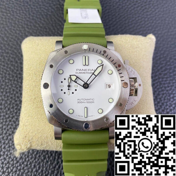 SBF Panerai Submersible PAM01226 1:1 Best Edition VS Factory White Dial