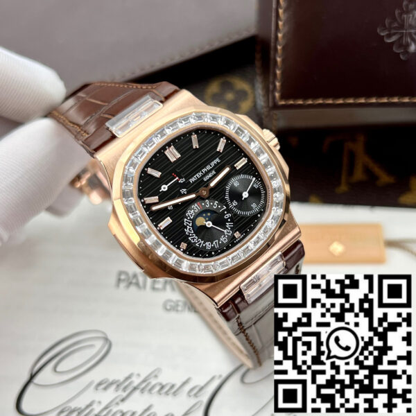 Patek Philippe Nautilus 5724R-001  GR factory 1:1 best edition Black Dial Rose gold and stone